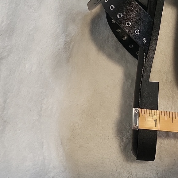 LOTTINI Made In Italy Black Multi-Band Silvertone Stud 1" Heel Flat Sandals Sz 8 - Picture 6 of 7